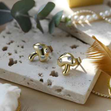 fungia-gold-mushroom-stud-earrings-prasinous-magazine